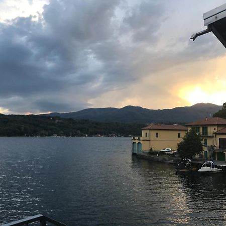 B&B Notte Sul Lago Gozzano ภายนอก รูปภาพ