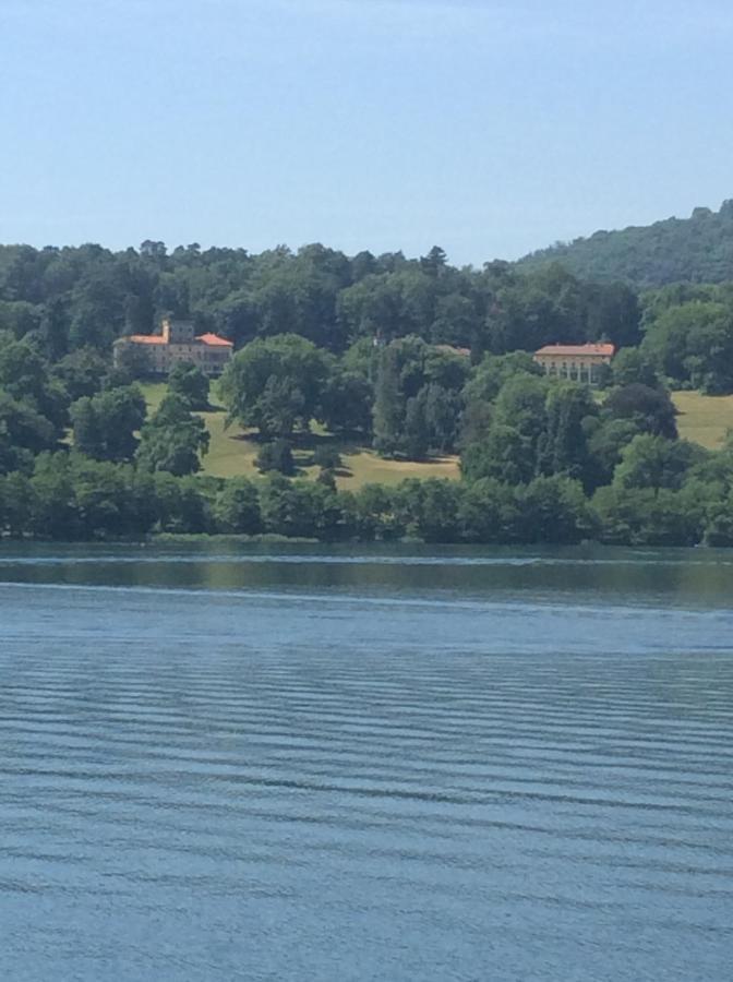 B&B Notte Sul Lago Gozzano ภายนอก รูปภาพ