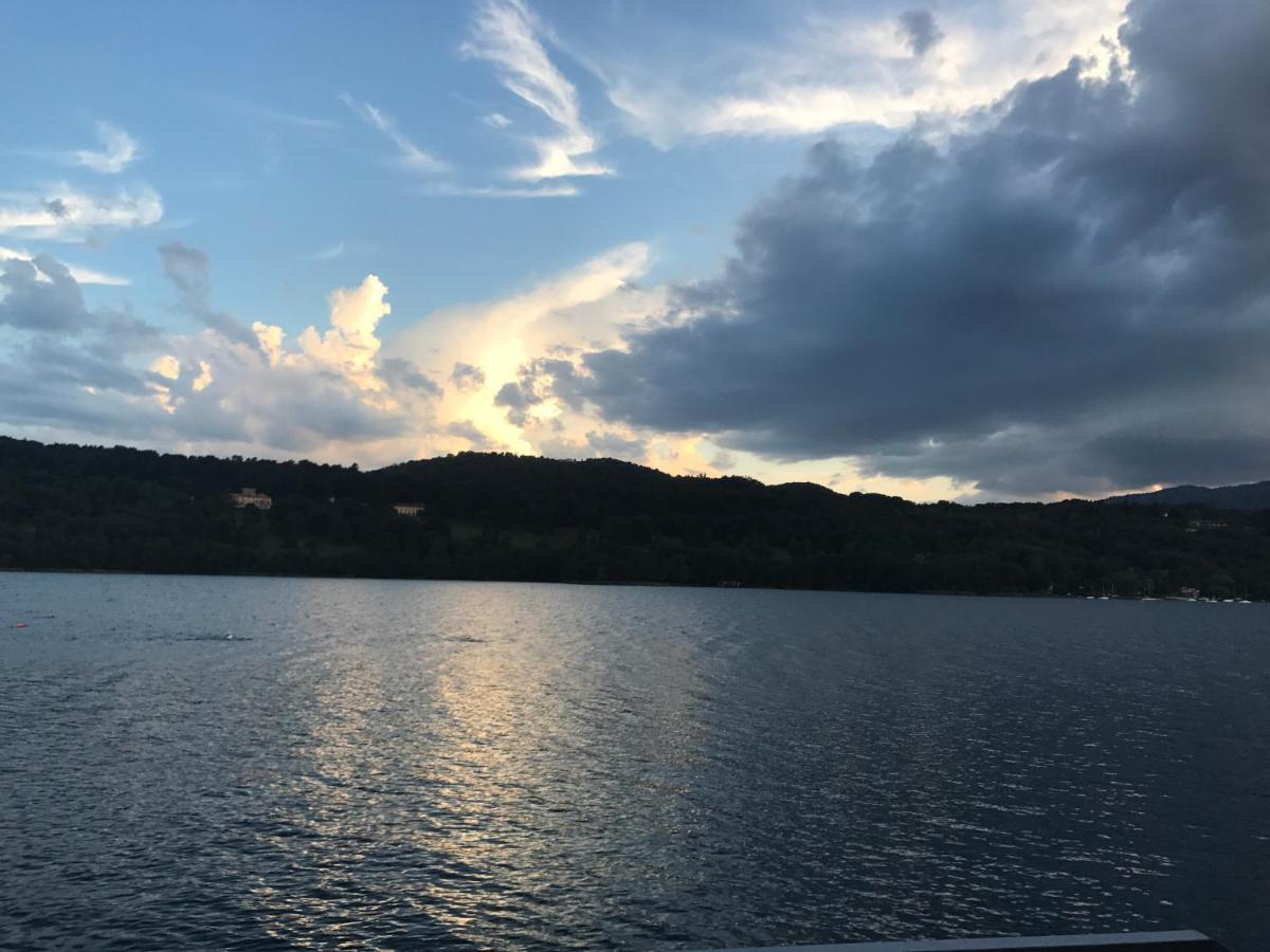 B&B Notte Sul Lago Gozzano ภายนอก รูปภาพ