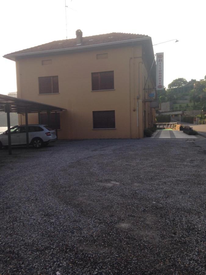 B&B Notte Sul Lago Gozzano ภายนอก รูปภาพ